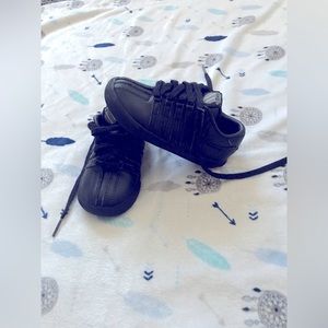 K-Swiss Shoes Infant Toddler 8 Boys Girls Classic Low Black Sneaker Style 20144